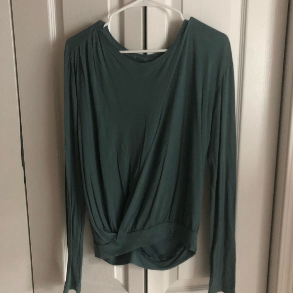 Long sleeve top